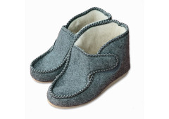 Felt ankle slippers with sheep wool